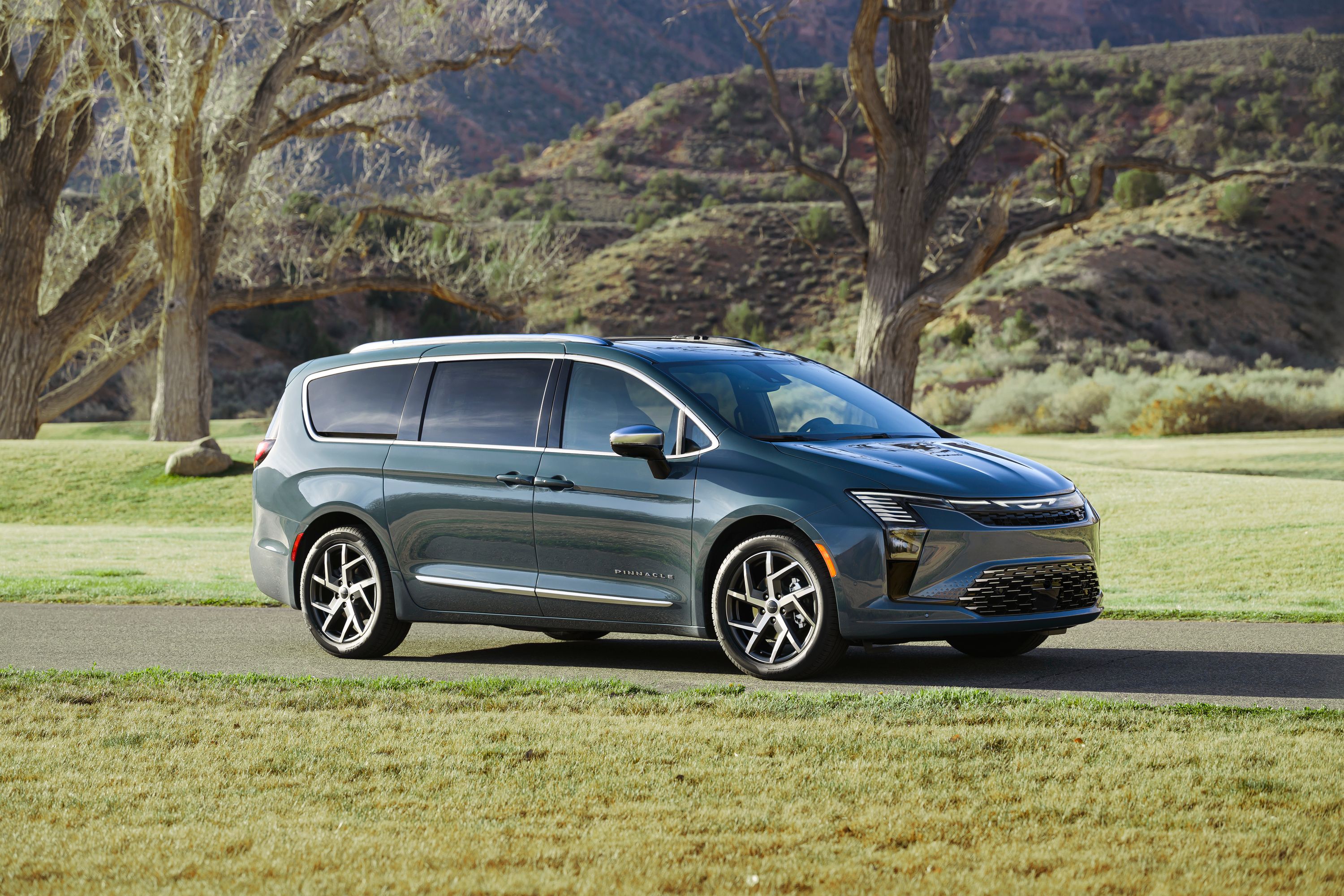 2027 Chrysler Pacifica Performance and Tech