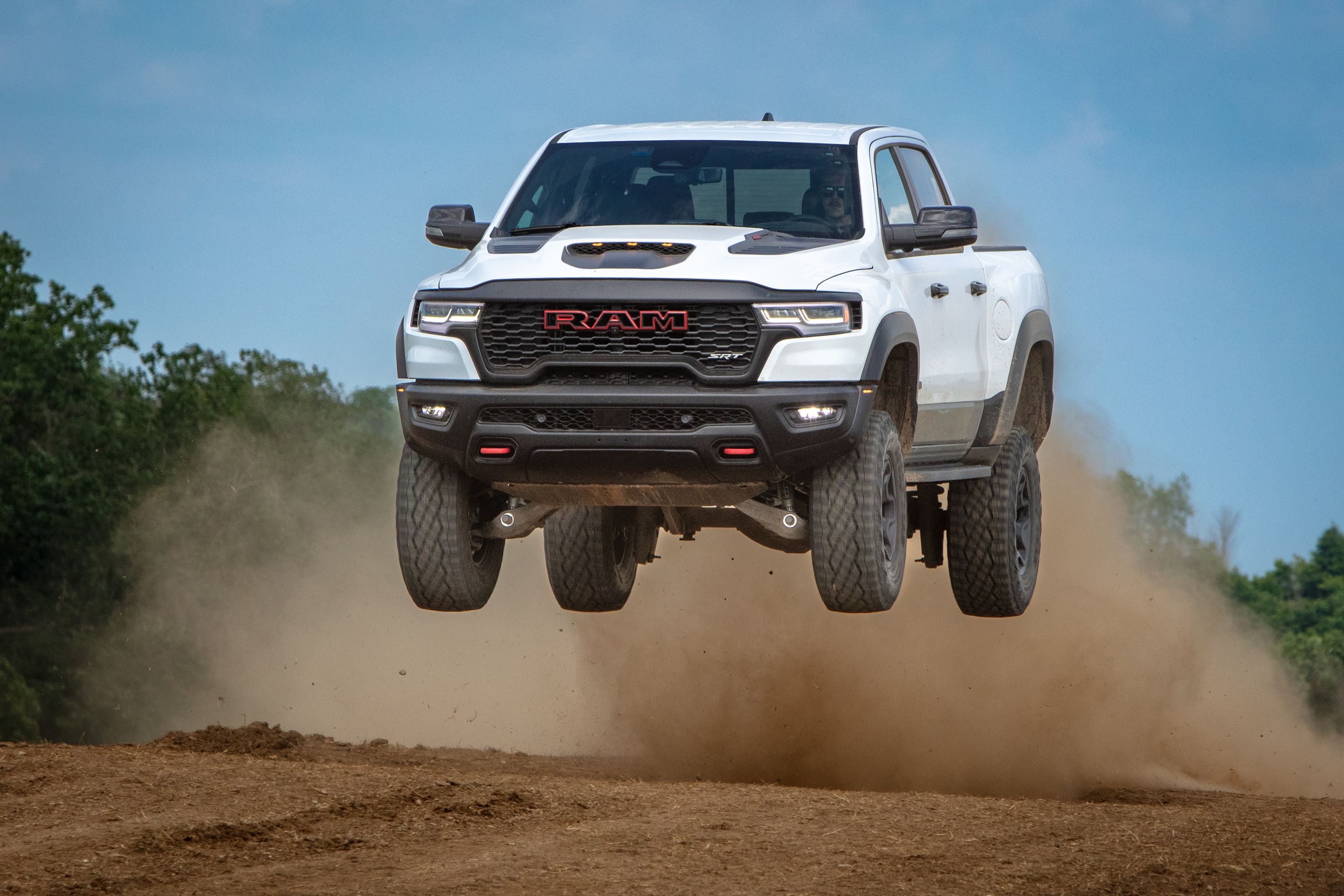 Tell Me About the Capability, Towing Power, and Bed Functionality of the 2027 Ram 1500