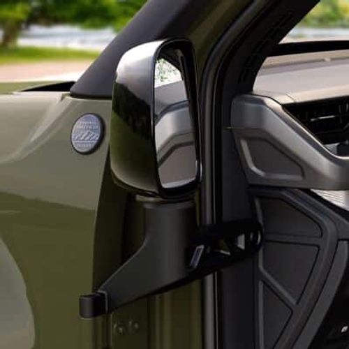 How Can I Customize My Jeep Recon Moab's Exterior?