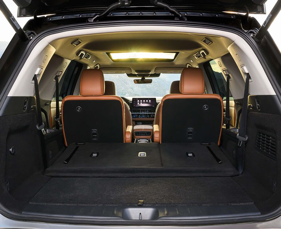 What should I do if I wish to lease another vehicle after my current Nissan?