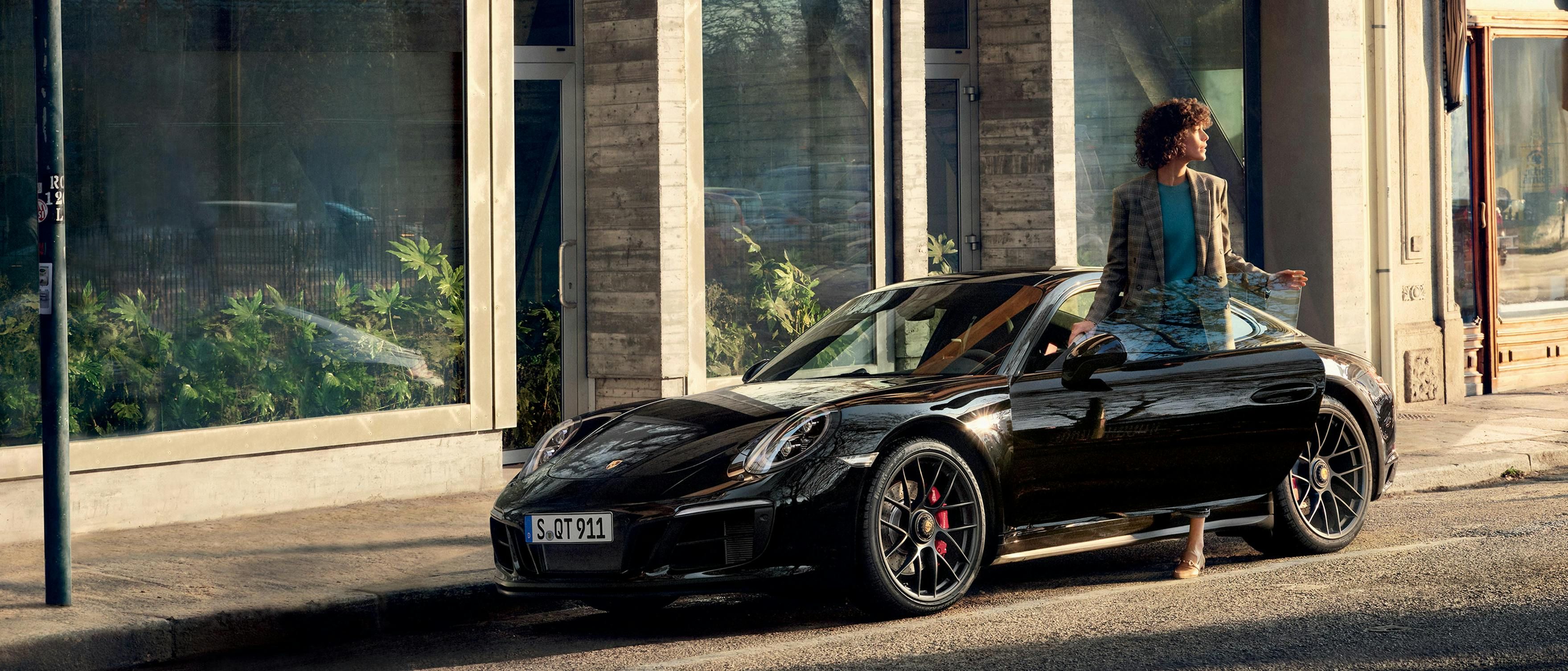 Why Finance Your Used Porsche with Classic Cars of Palm Beach?
