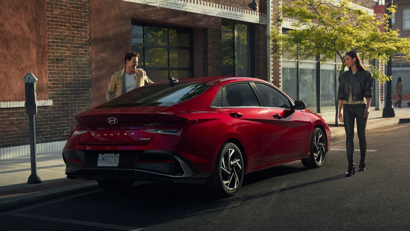 How Do the 2026 Hyundai Elantra's and Honda Civic's Warranties Compare?
