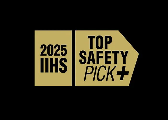 See Why the 2025 Santa Fe Is Making Waves with Top Awards!