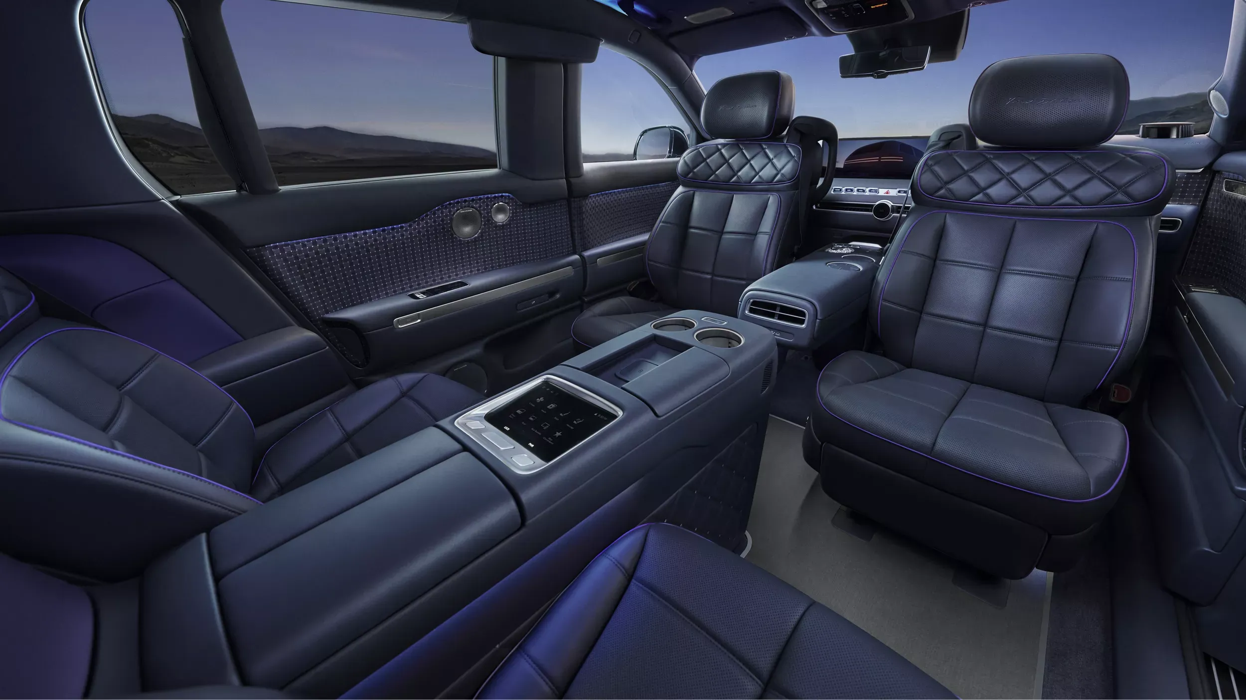 Explore the 2028 Genesis GV90 Interior Features