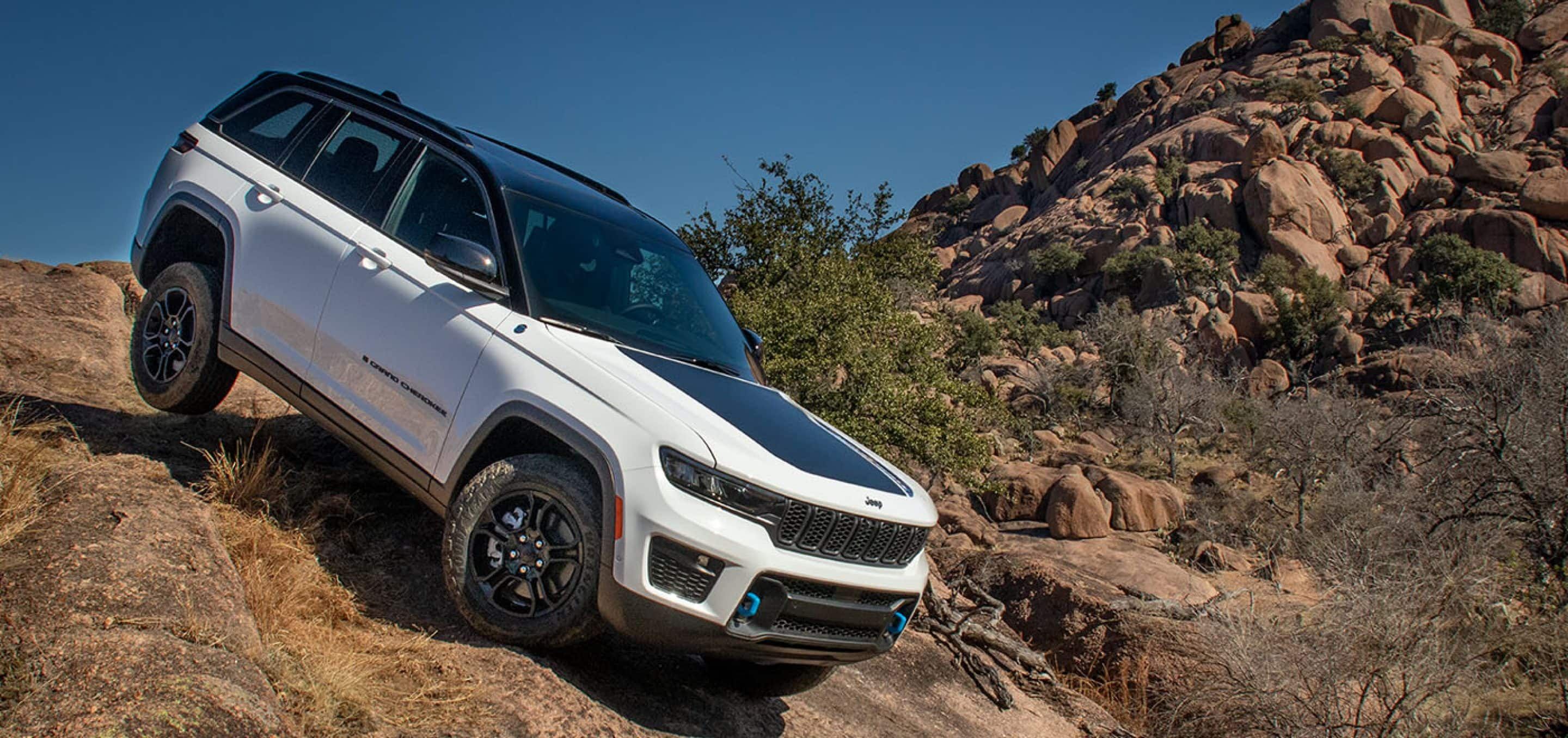 When Do I Change the Spark Plugs in My Jeep Grand Cherokee?