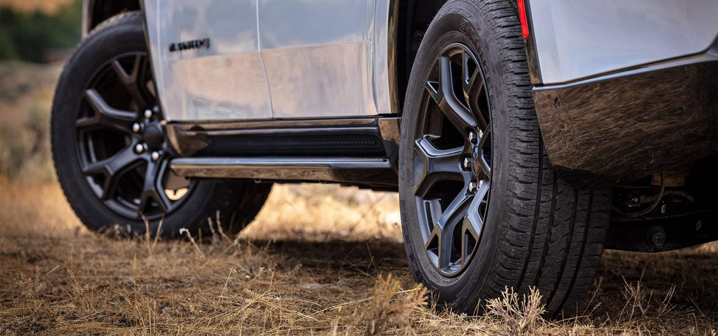 What Packages Come are Available with the Jeep Wagoneer?