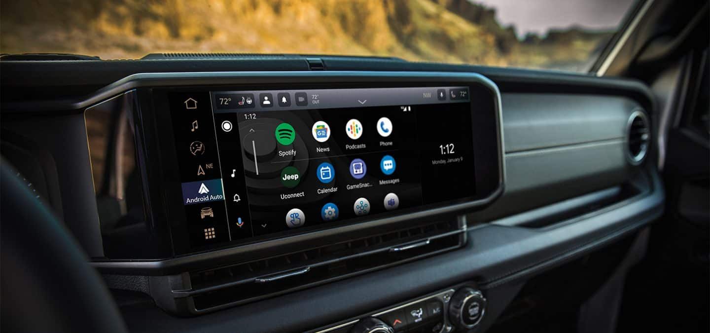 What are Some Interior Features for the 2025 Wrangler