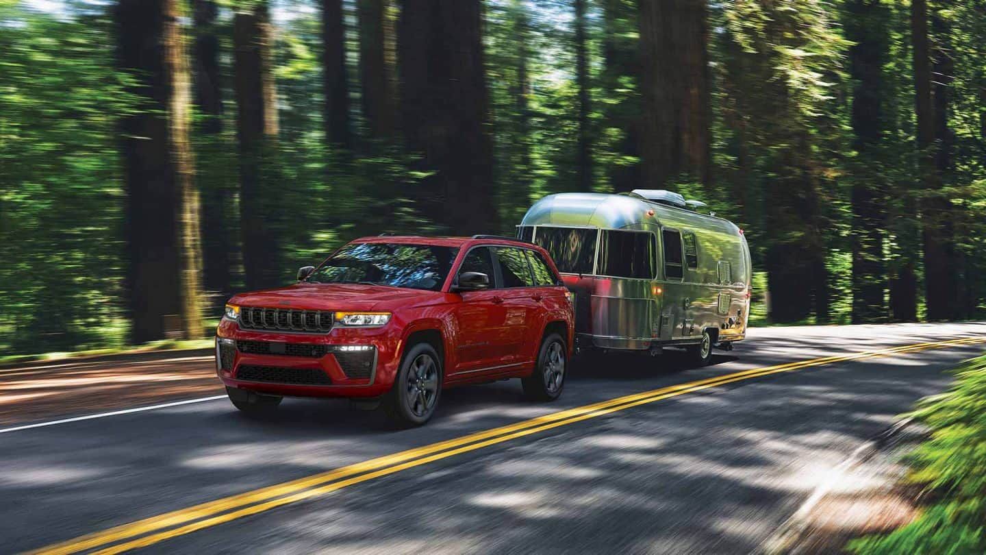 What Is the Maximum Towing Capacity of the 2027 Grand Cherokee?