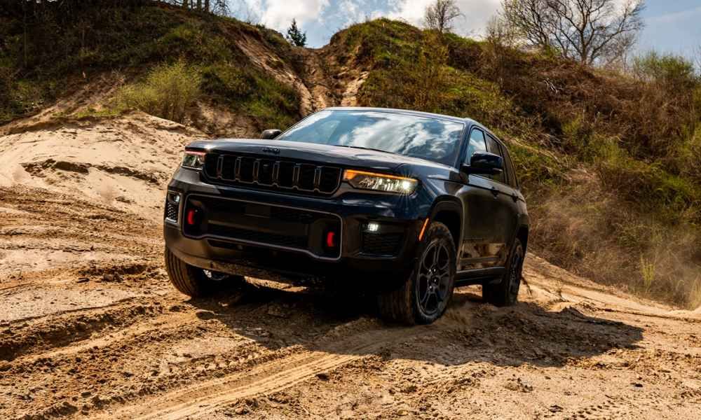 Return of the 2027 Grand Cherokee Trailhawk and Overland
