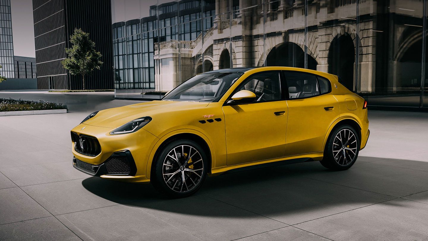 Tell Me About the 2025 Maserati Grecale Trofeo