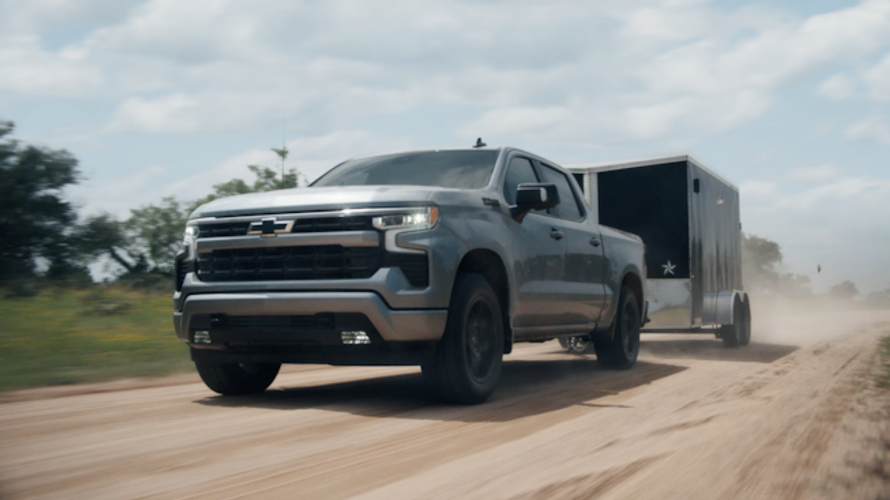 What Exterior Accessories Are Available for the Silverado?