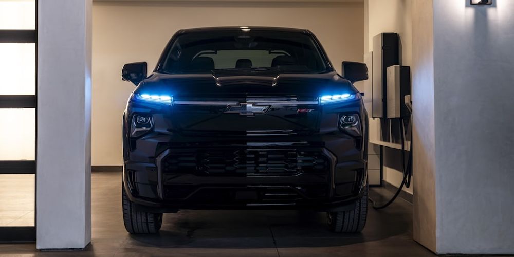What kind of charging is offered with the Silverado EV?