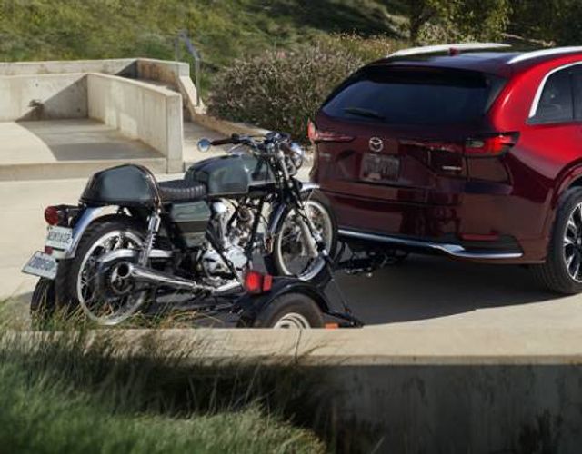 What are the CX-90's Towing Packages?