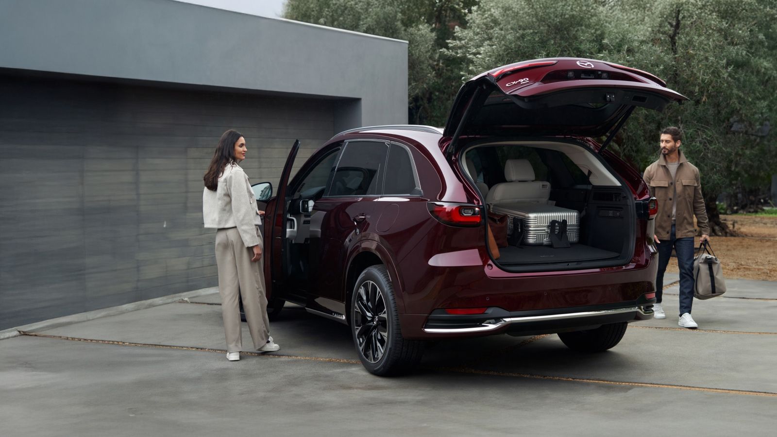 What Are Some of the Top Features in the Mazda CX-90 for Richmond Drivers?