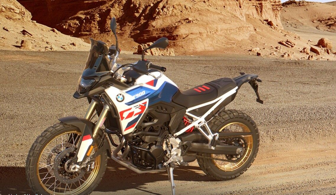 BMW F 900 GS Package Options