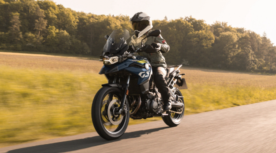 Which Engine Does the BMW F 800 GS Have?