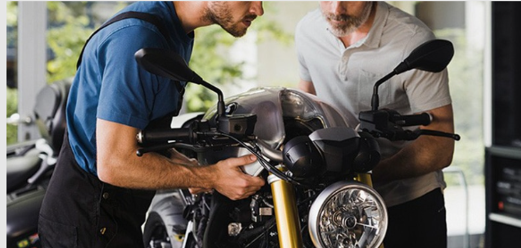 Stay Comfortable: Outfitting Your Motorcycle for the Cold