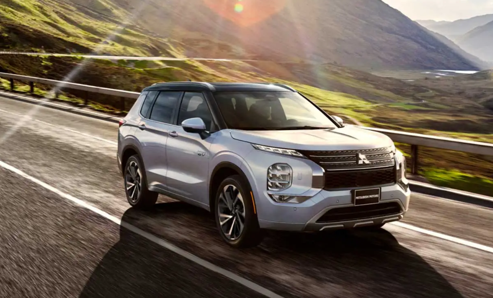 Looking for a Hybrid Mitsubishi SUV that Prioritizes Efficiency?