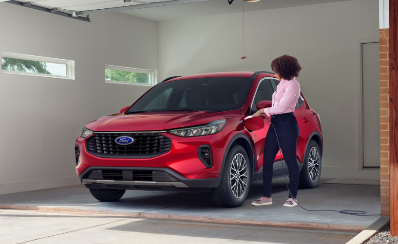 Did You Know There Are Hybrid Powertrains for the 2026 Ford Escape?