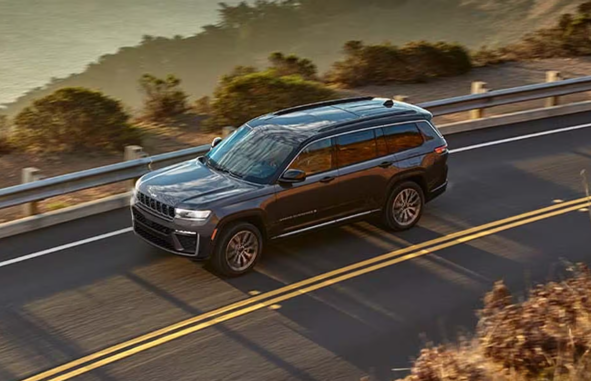 Packages Offered for the 2026 Grand Cherokee Limited