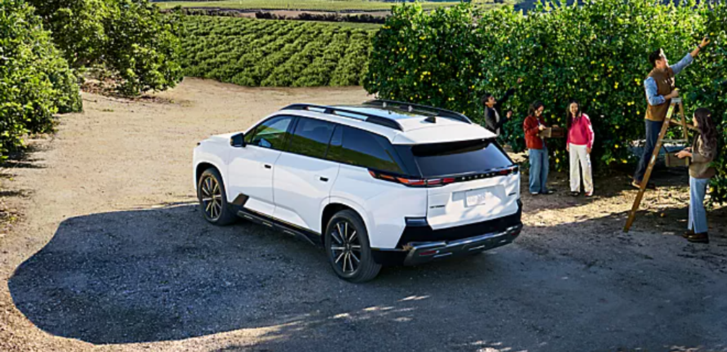 Learn About the Latest Addition to the Subaru EV Lineup: The Getaway!