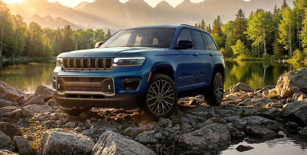 2027 Jeep Grand Cherokee Trailhawk Power and Capability
