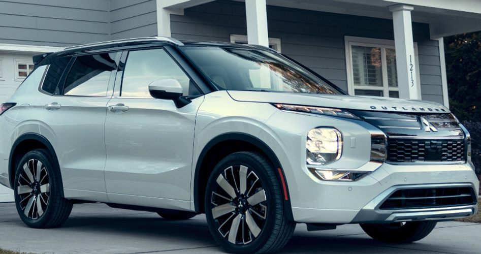 What Are the Advantages of a Pre-Owned Outlander?