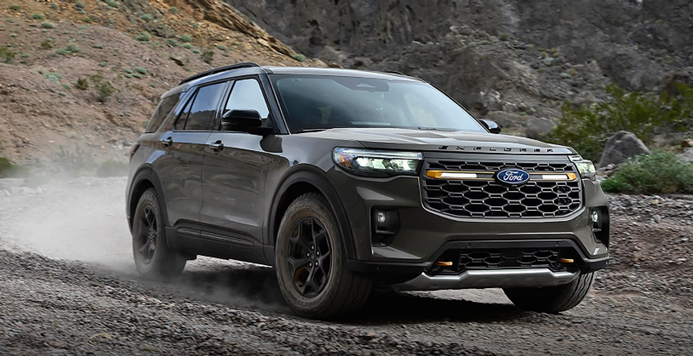 The 2027 Ford Explorer Beats the Traverse in Ground Clearance!