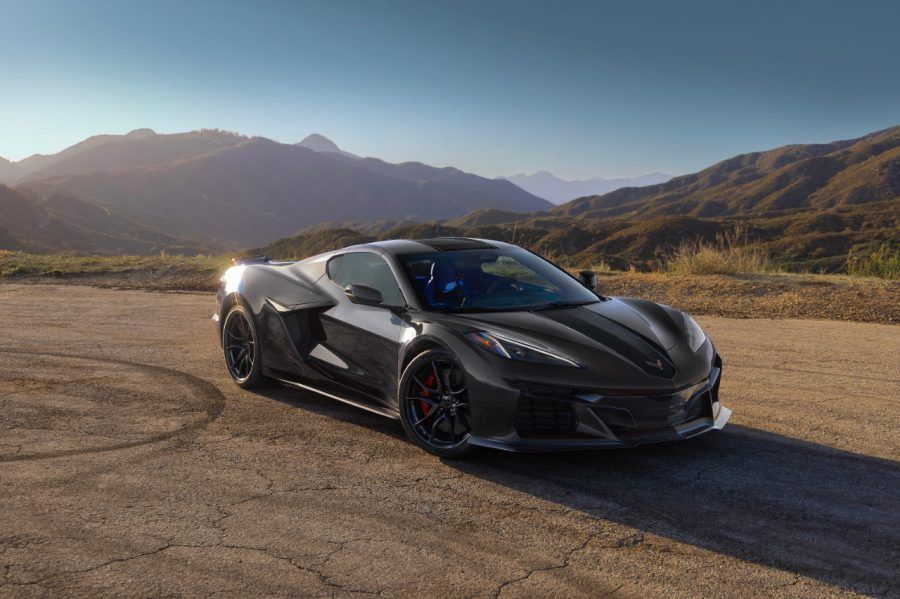 What Makes the 2027 Corvette Grand Sport's Wide-Body Stance So Aggressive?