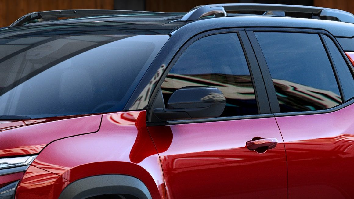 Get mysterious with the Equinox LT's Midnight Edition