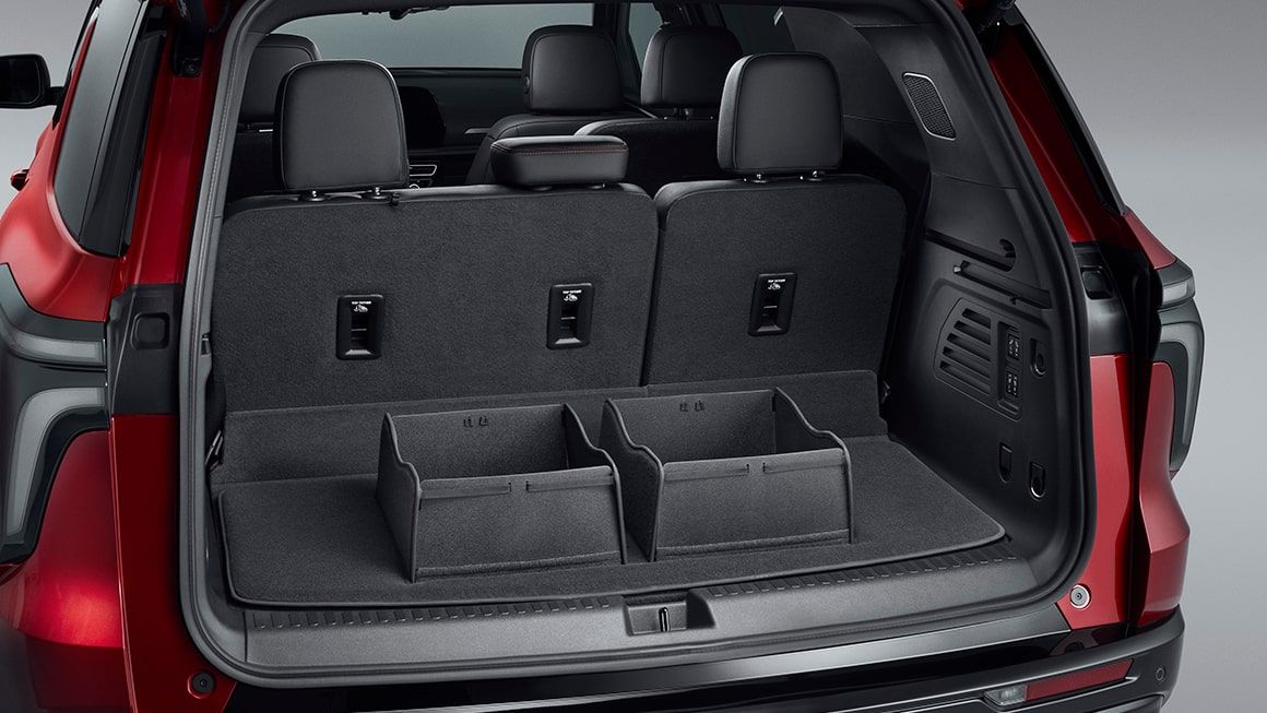 Ready to get organized? The Cargo package for the Traverse LT is here!