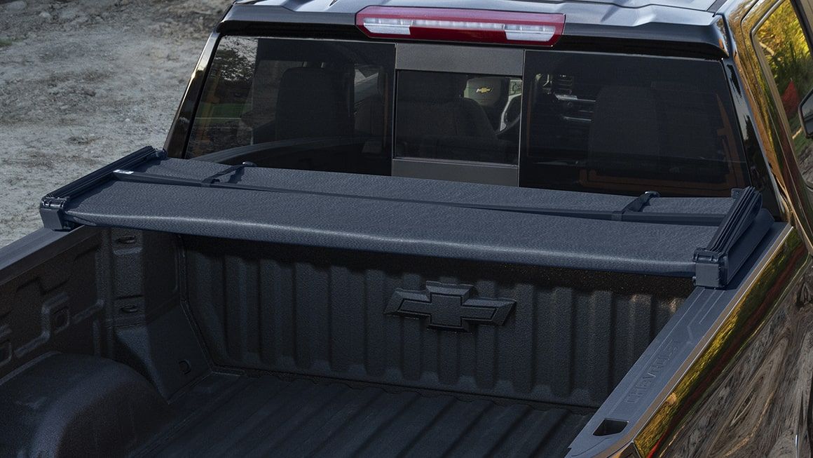 2026 Chevy Silverado Custom Trail Boss Assist Step & Truck Bed Cover Value Package II