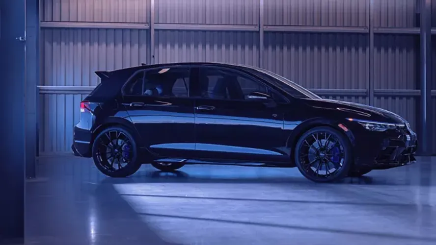 Do I have to get all my services performed at an Antwerpen Automotive Dealership?