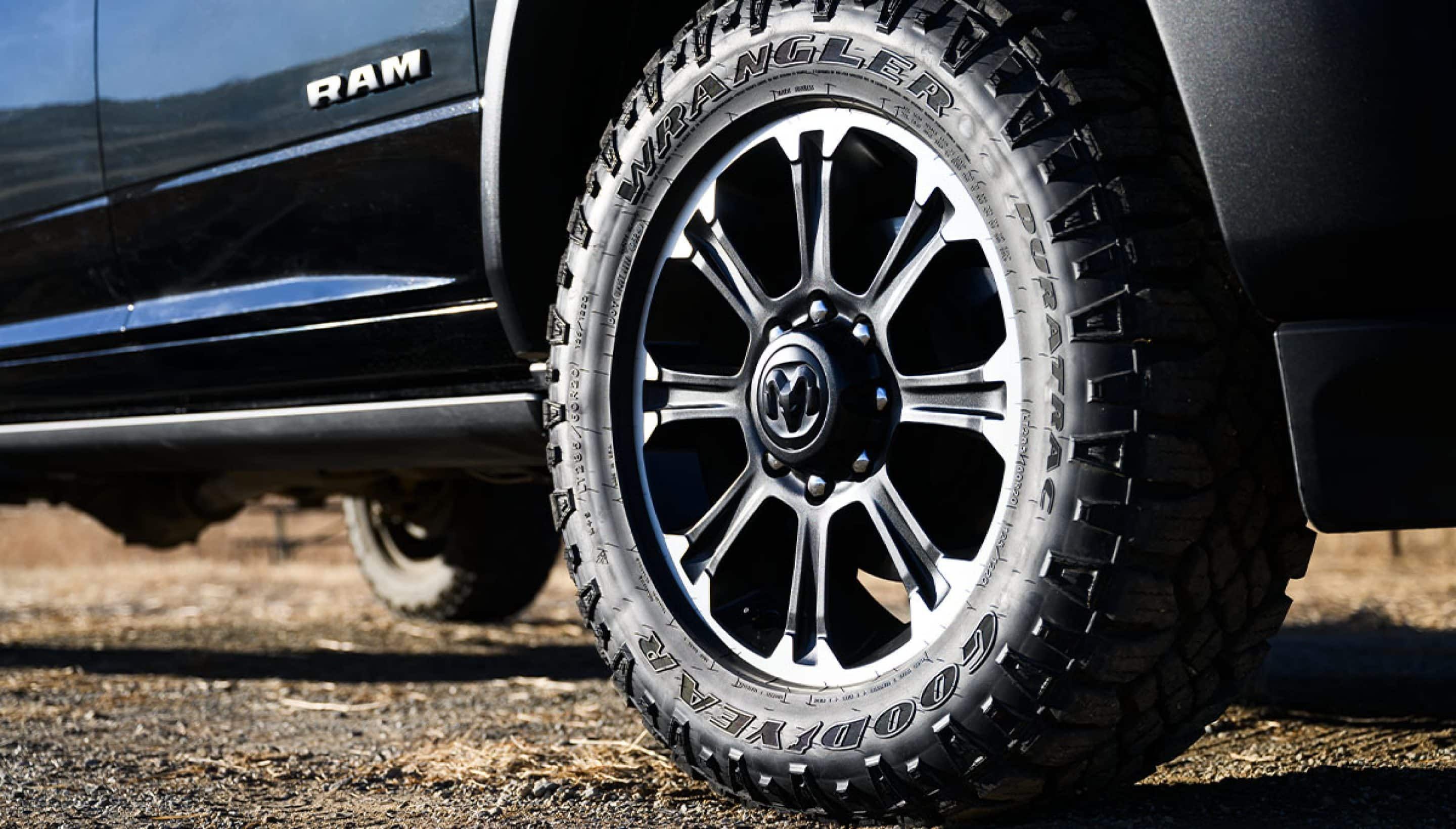 Customize Your Used Truck with the Warsaw CDJR Parts Team