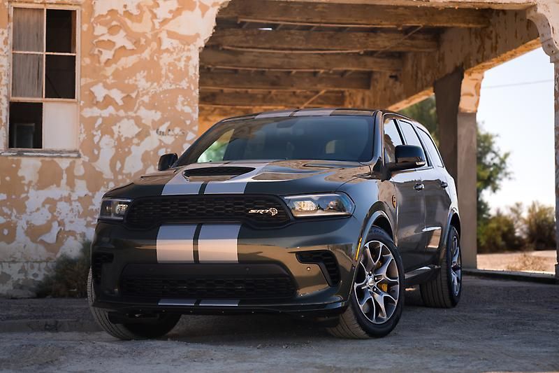 2027 Dodge Durango SRT Hellcat Delivers Supercharged SUV Performance
