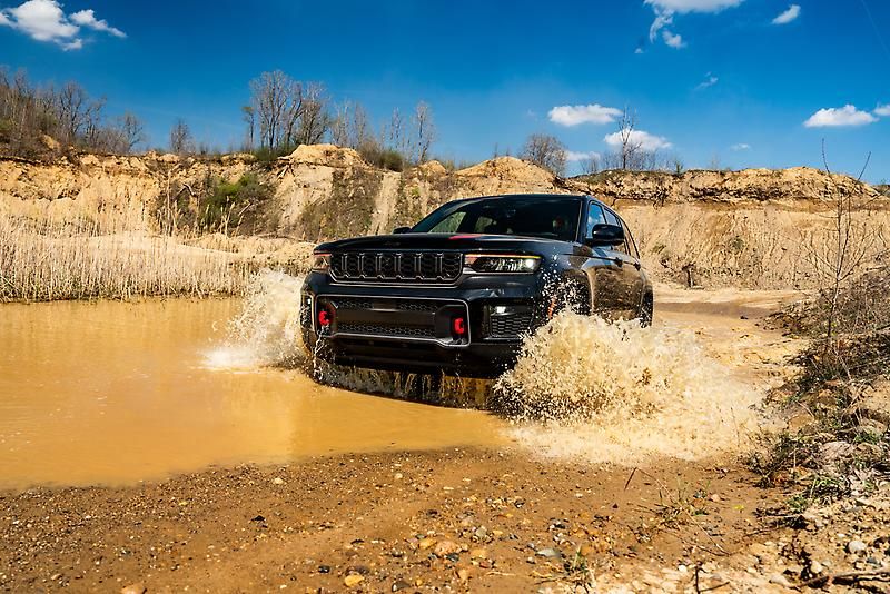 2027 Jeep Grand Cherokee Performance and Off-Road Capability