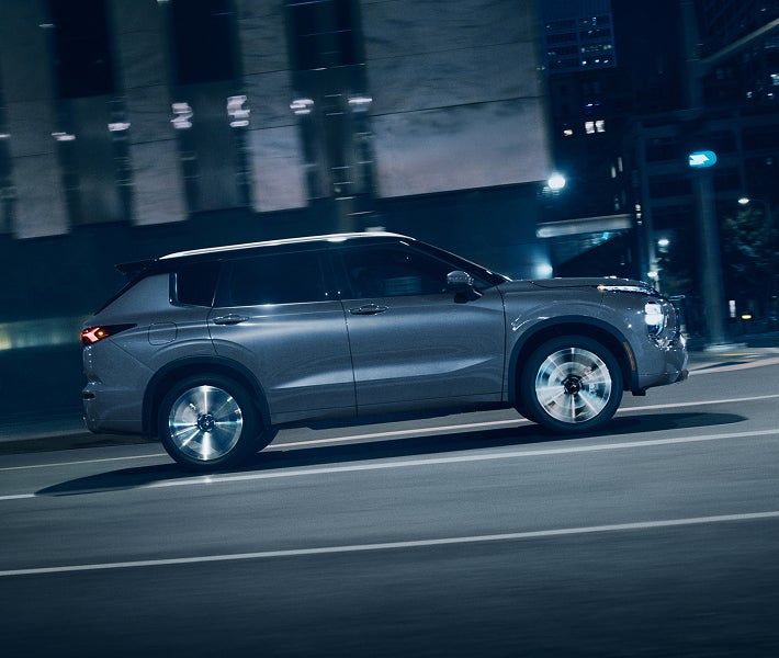 What Comes with a New Mitsubishi Outlander?
