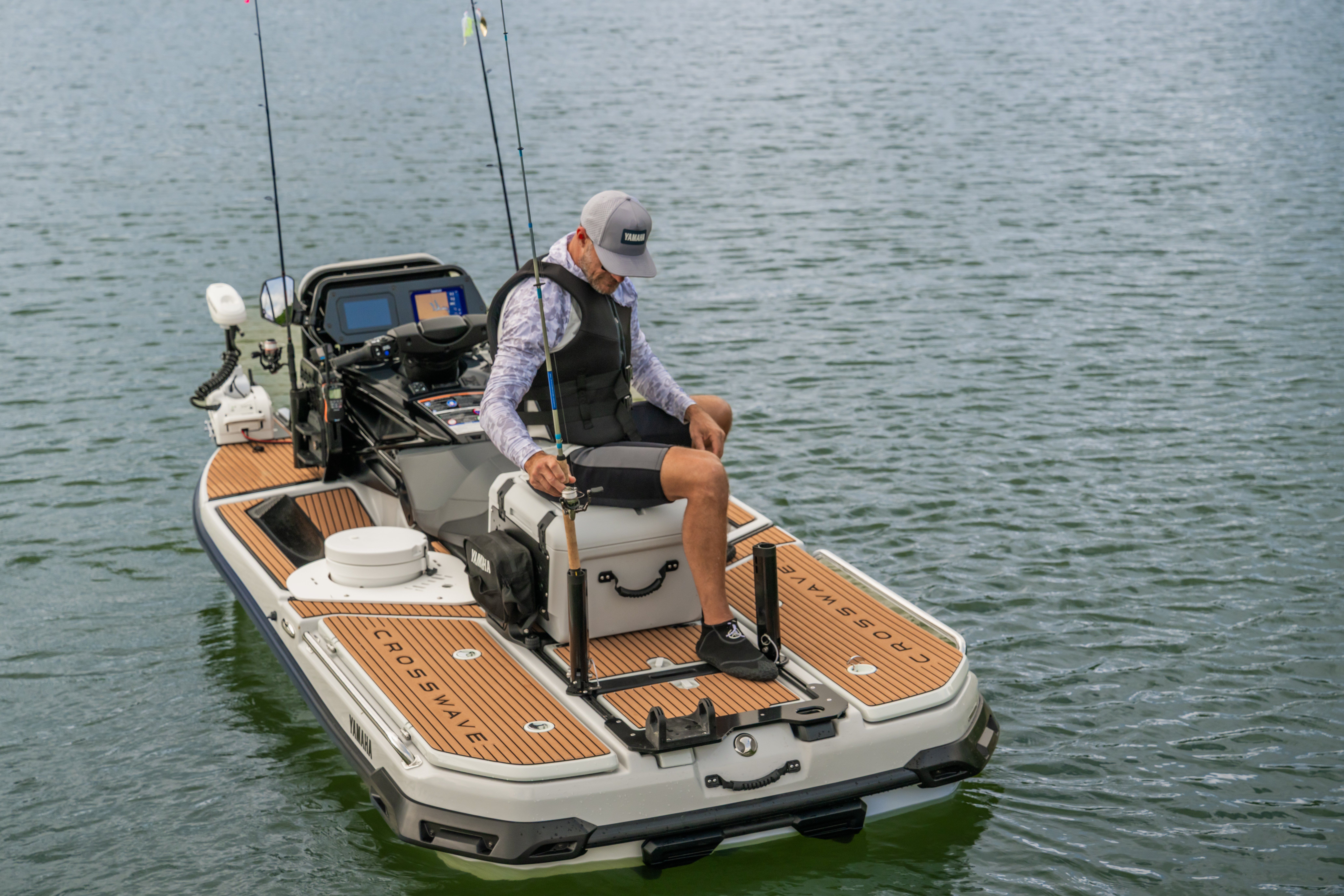 What Makes the Yamaha CrossWave Stand Out?