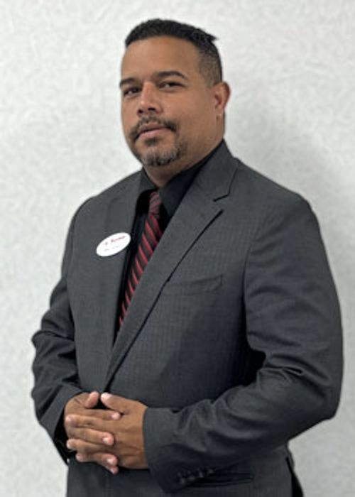 ¡Conoce a nuestro personal hispanohablante hoy! - Rafael Gomez Corona