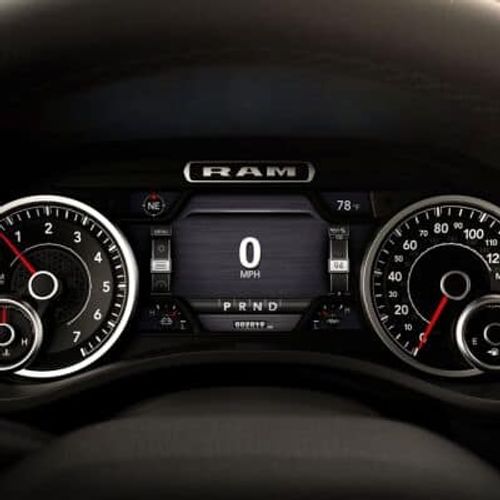 2025 Ram 1500 Big Horn Level 2 Equipment Group