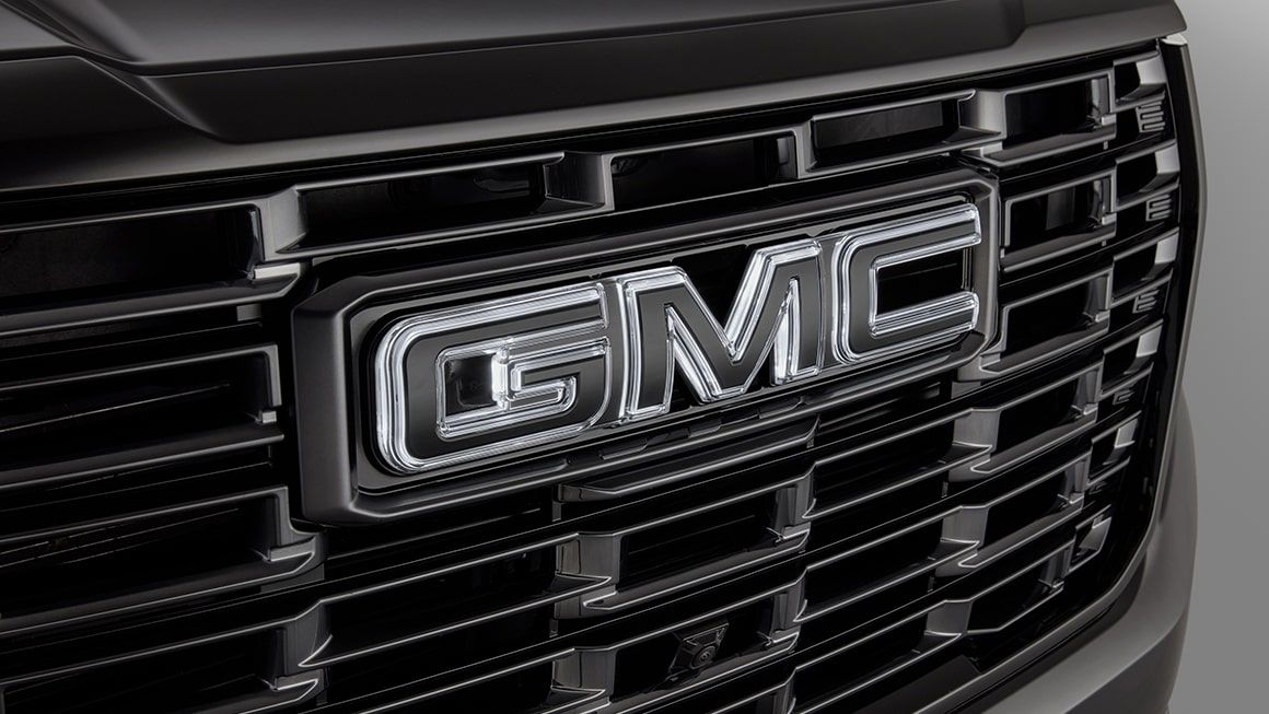 What other appearance features come with the Denali Appearance Package?