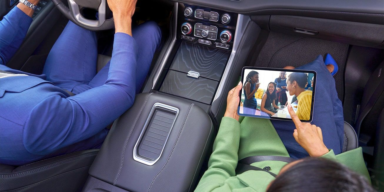 What are the benefits of OnStar Connect Plus?