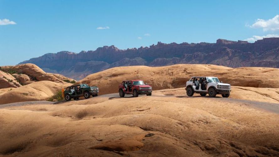 Which Bronco Trim Is Best for Off-Roading?
