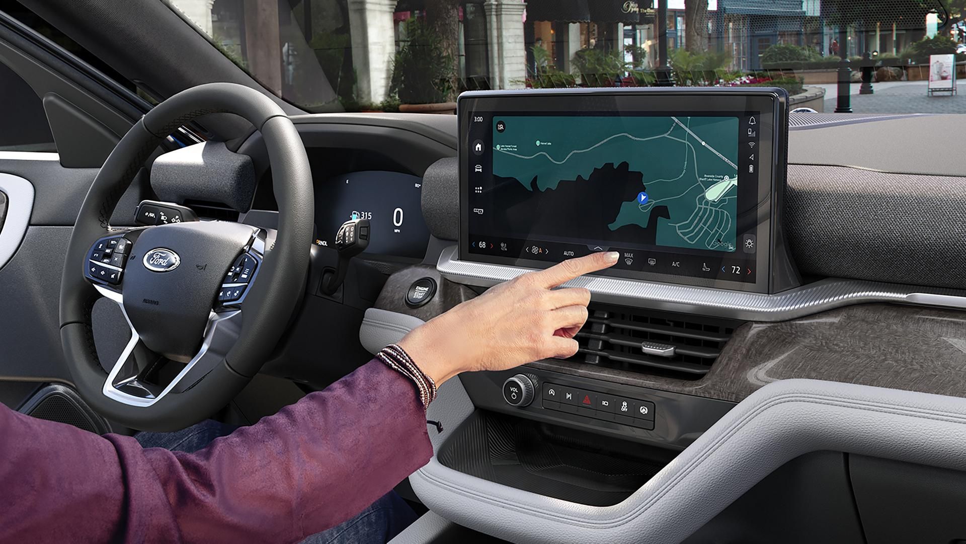 How Do the 2027 Explorer and Traverse's Tech Compare?