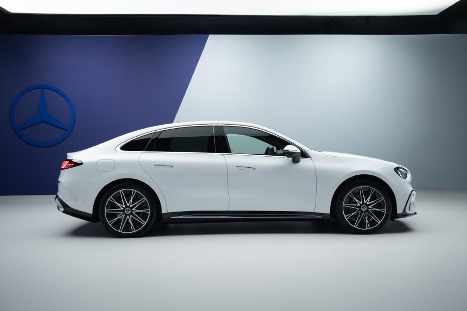 Explain the 2027 Mercedes-Benz C-Class Upgrades